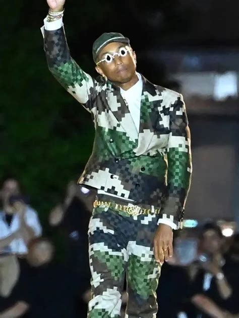 pharrell williams pixelated.